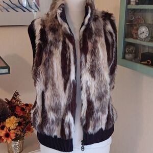 Essentials by Milano Faux Fur Vest - Black and Brown